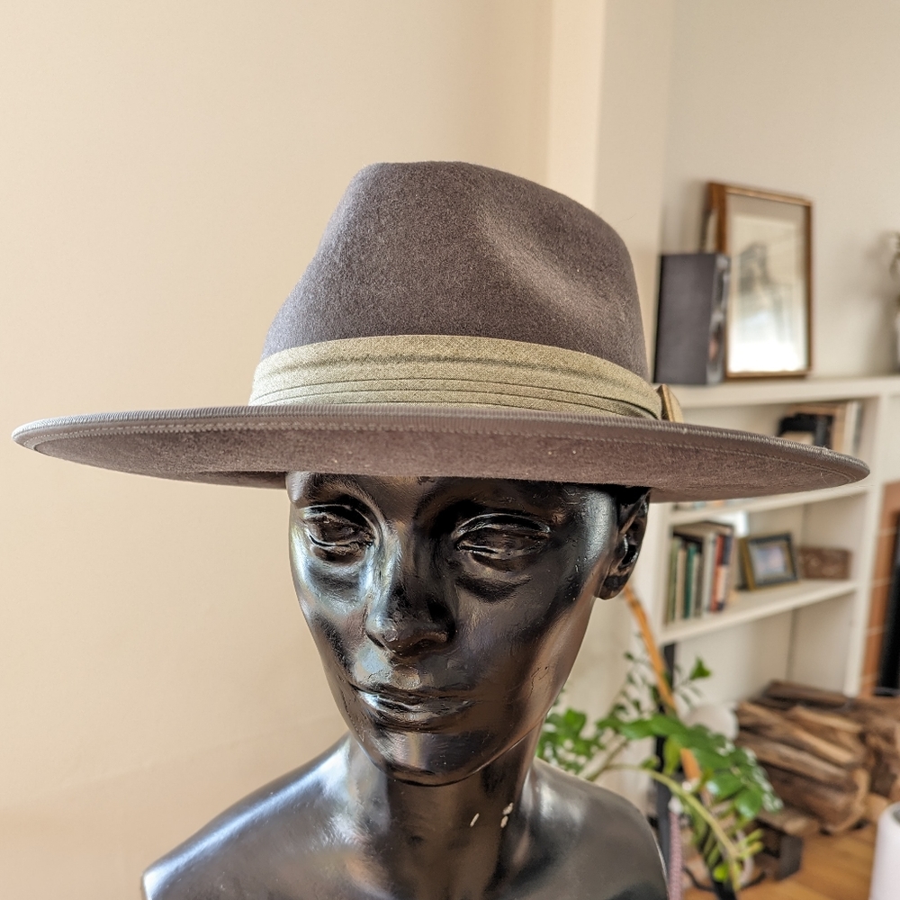 Hampui Handmade Medicine Hat Grey